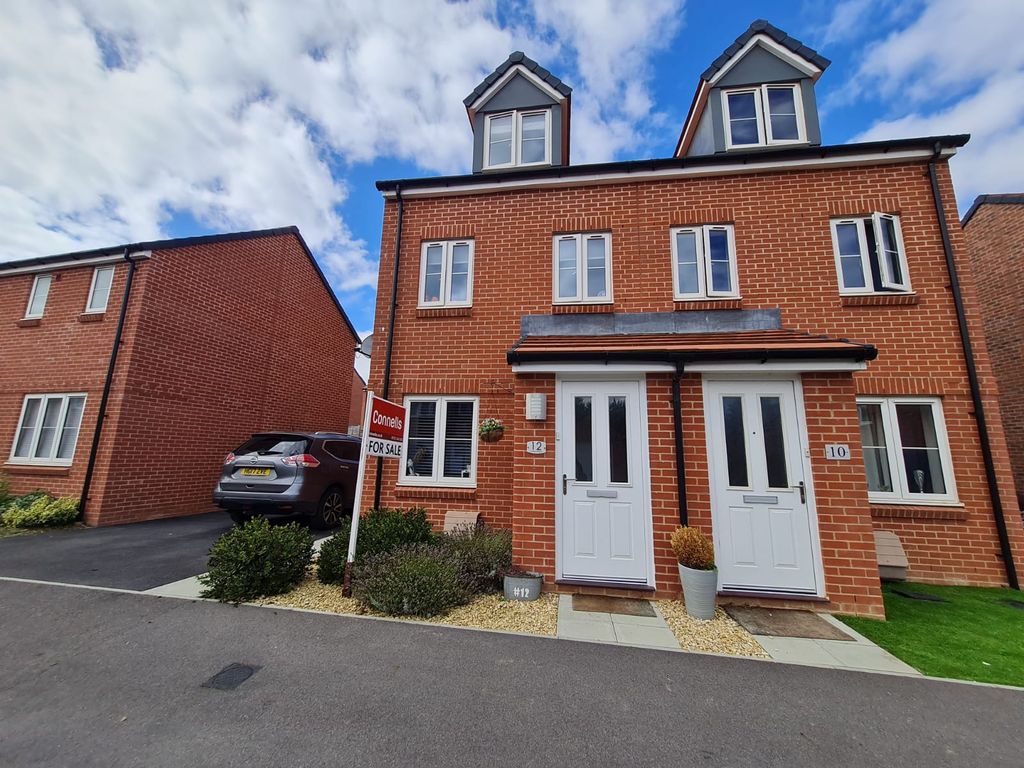 3 bed semidetached house for sale in Lambert Drive, Salisbury SP2 Zoopla