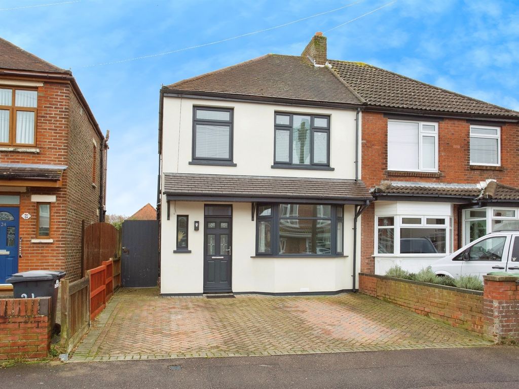3 bed semidetached house for sale in Fisgard Road, Gosport PO12, £