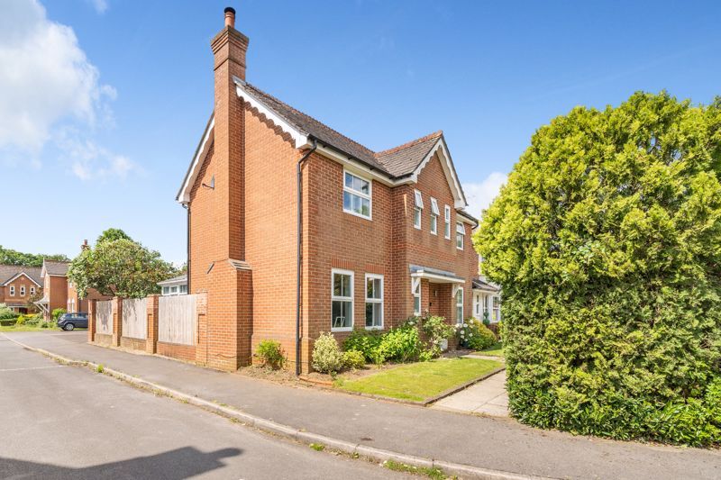 3 bed detached house for sale in Flitwick Grange, Milford, Godalming