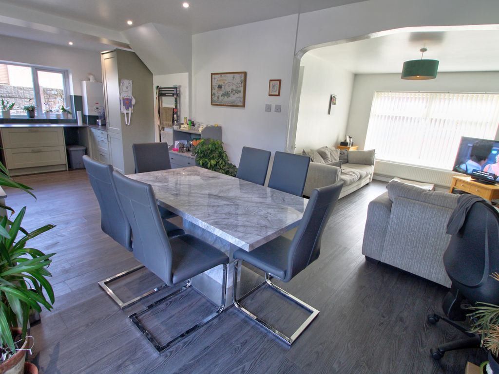 4 bed semidetached house for sale in Chester Street, BarrowInFurness