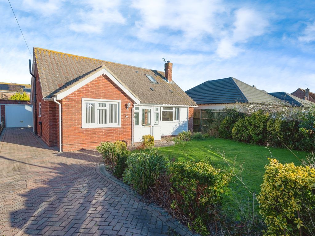 4 bed bungalow for sale in Sea View Road, Hayling Island, Hampshire