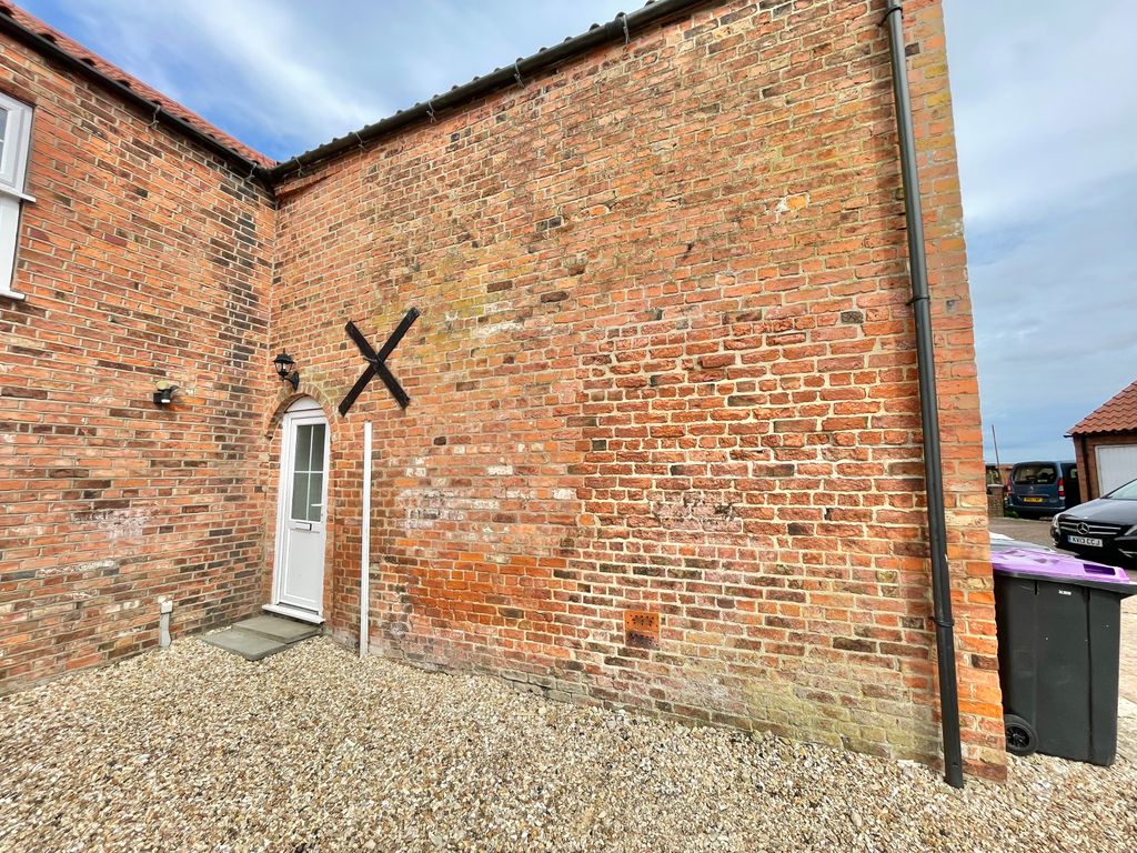 1 bed terraced house to rent in College Close, Wainfleet PE24, £525 pcm