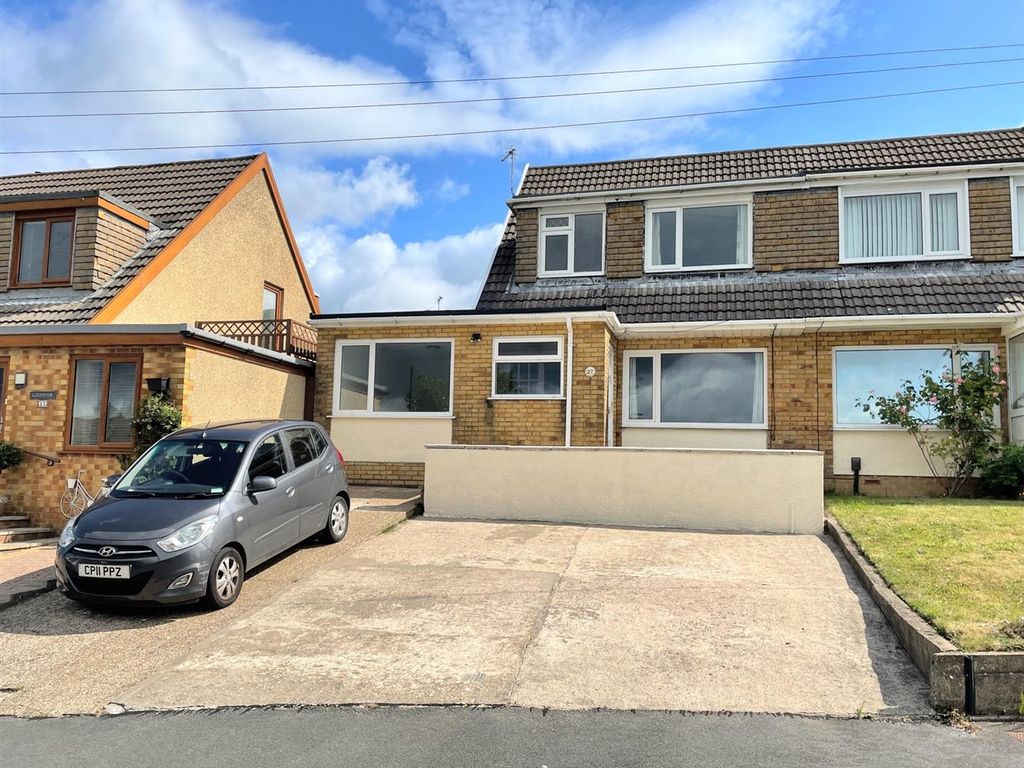 3 bed semidetached house for sale in Curry Close, Dunvant, Swansea SA2