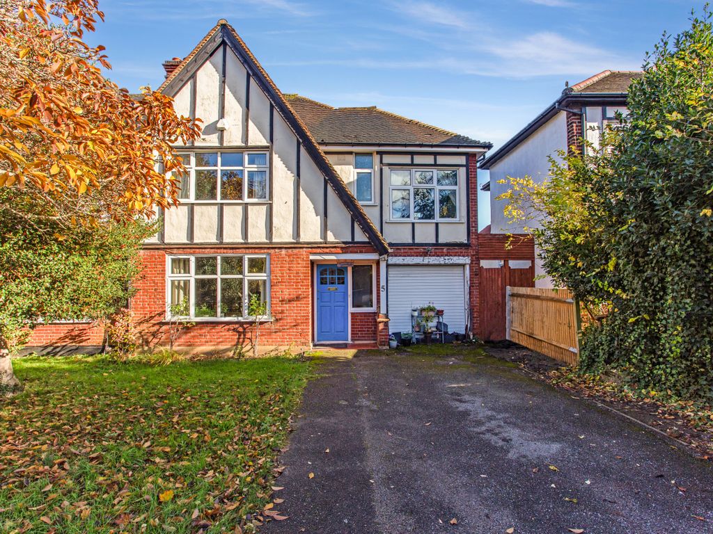 4 bed semidetached house for sale in Belmont Rise, Sutton SM2, £