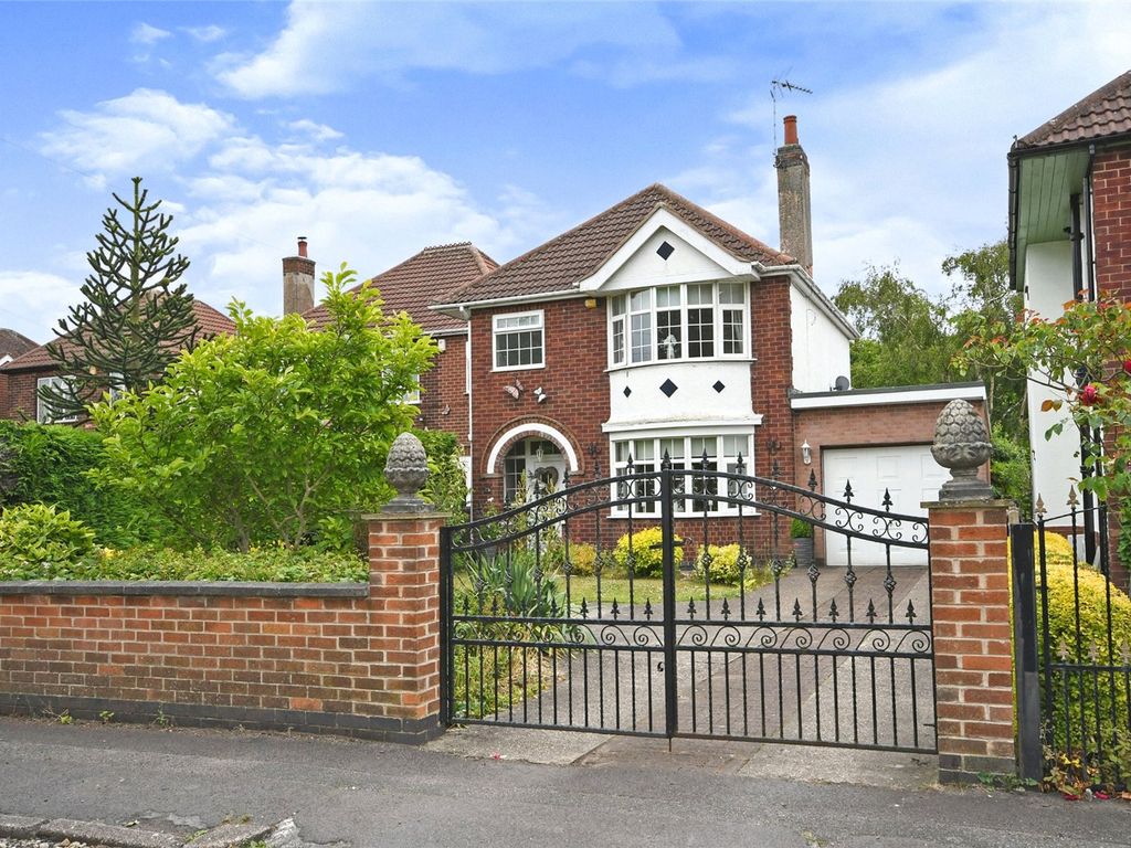 3 bed detached house for sale in Derby Road, KirkbyInAshfield