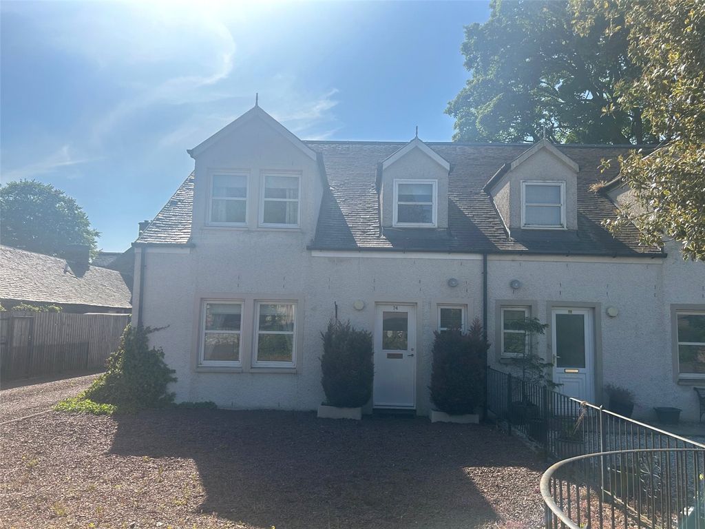 4 bed semidetached house to rent in Braxfield Road, Lanark, South