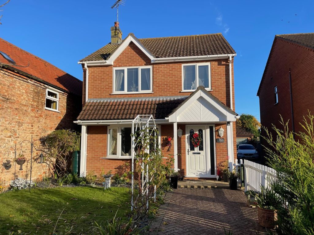 3 bed detached house for sale in North Street, Digby LN4, £295,000 Zoopla