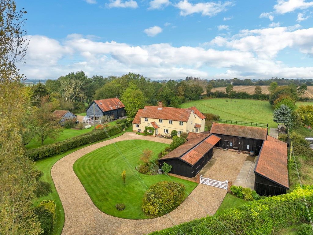4 bed detached house for sale in Forward Green, Stowmarket IP14, £