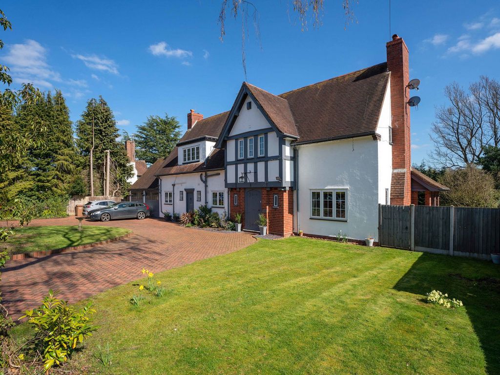 5 bed detached house for sale in Lyttelton Road Droitwich Spa, Worcestershire WR9, £900,000 Zoopla
