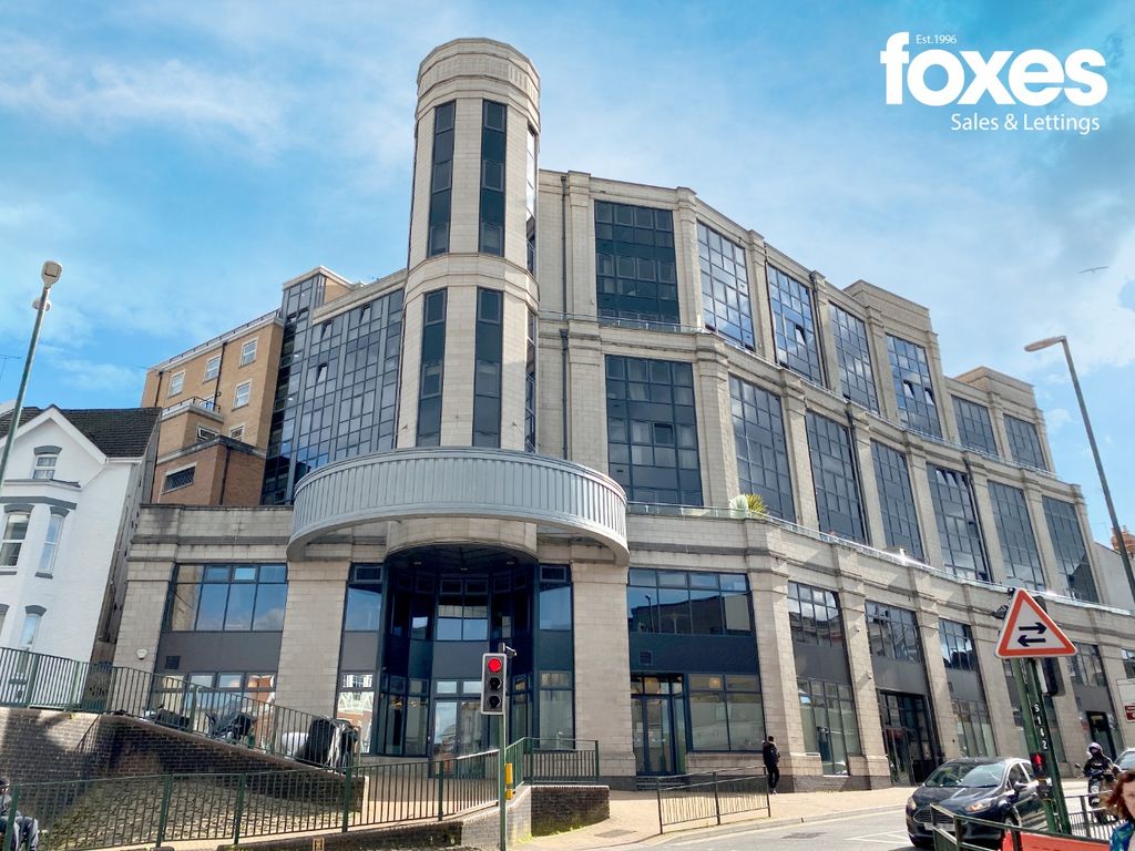 2 bed flat for sale in 124 Commercial Road, Bournemouth BH2, £210,000 Zoopla