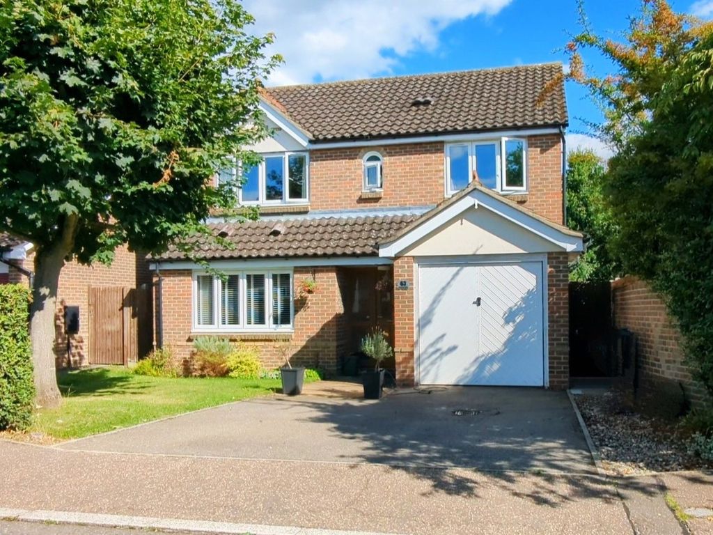 4 bed detached house for sale in Pochard Way, Great Notley, Braintree