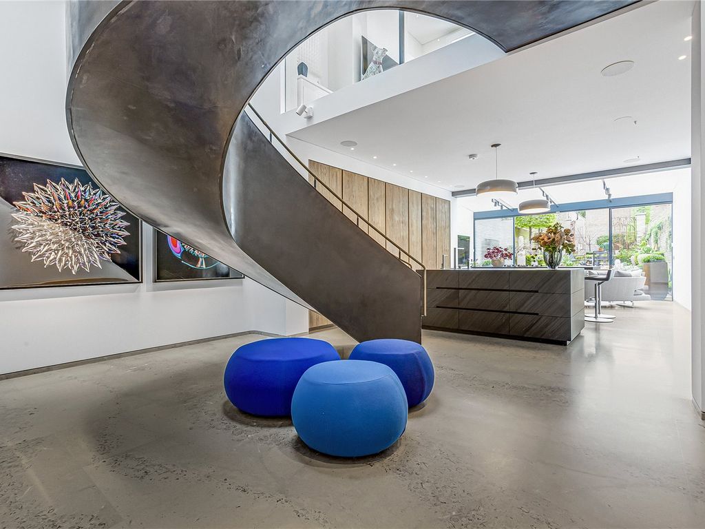 6 bed terraced house for sale in Richmond Hill, Richmond, Surrey TW10