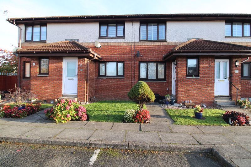 2 bed flat for sale in Dumbuck Gardens, Dumbarton G82, £123,000 Zoopla