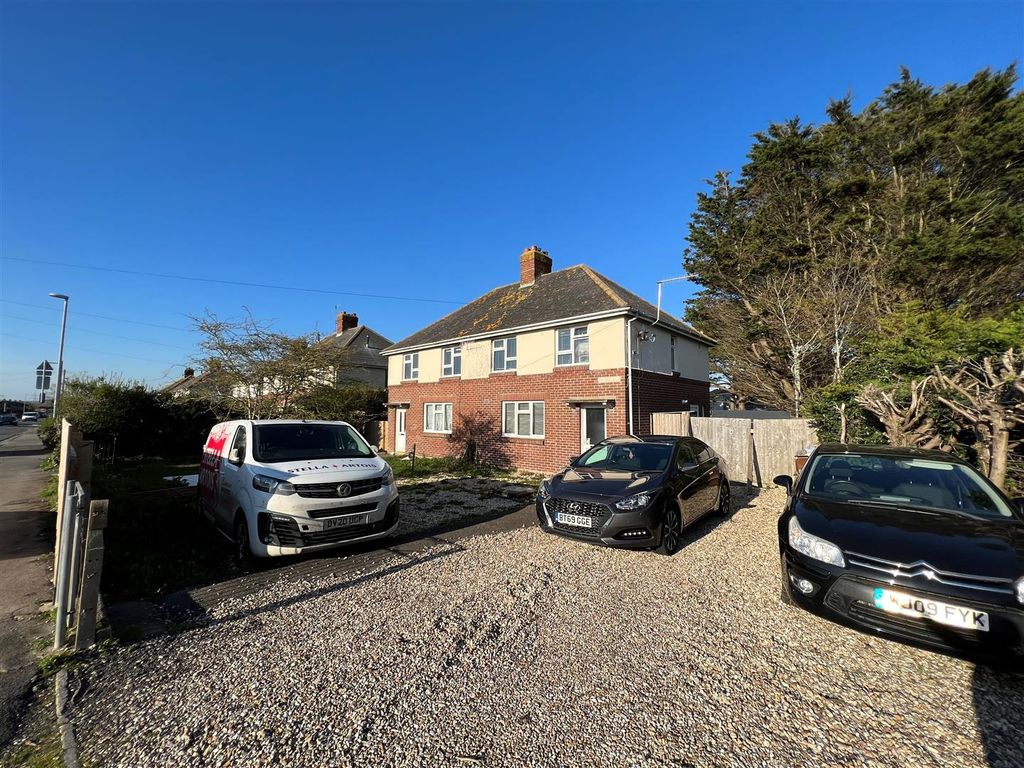 3 bed property for sale in Radipole Lane, Weymouth DT4 Zoopla