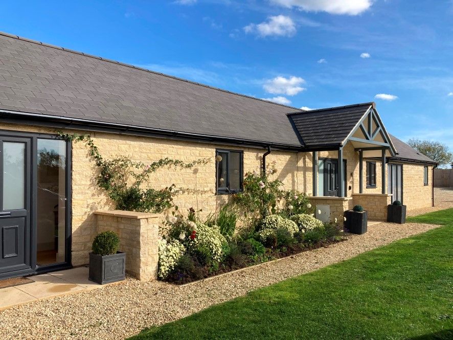 2 bed bungalow for sale in The Dairy, Hornbeam Grange, Cricklade
