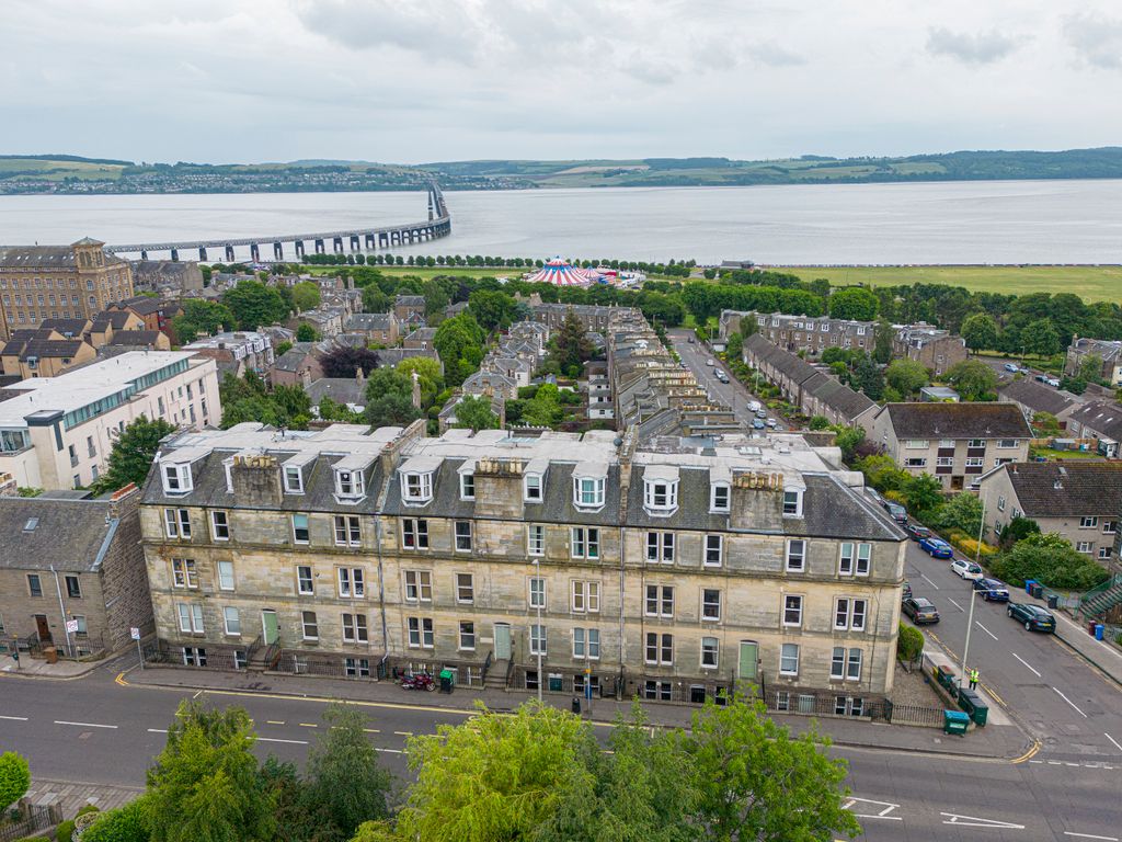 2 bed flat for sale in Perth Road, Dundee DD2 Zoopla