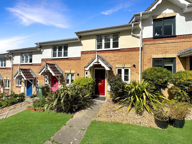 2 bed terraced house for sale in Medina View, East Cowes PO32, £210,000