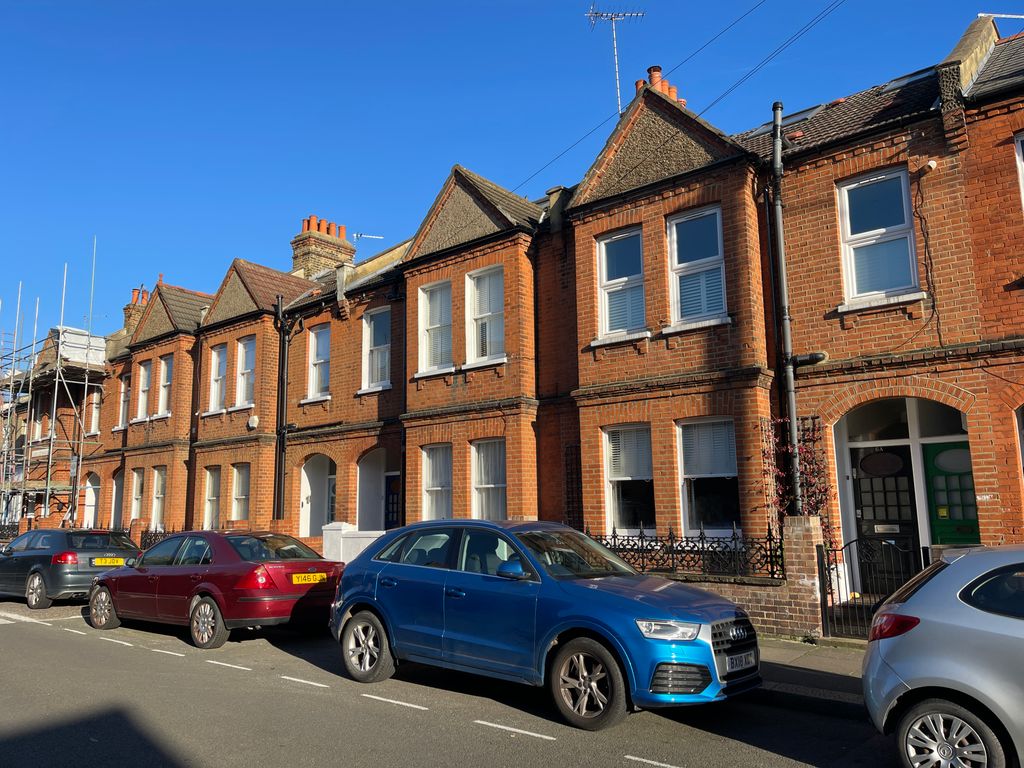 Room to rent in Dalling Road, Hammersmith, London W6, £1,200 pcm Zoopla