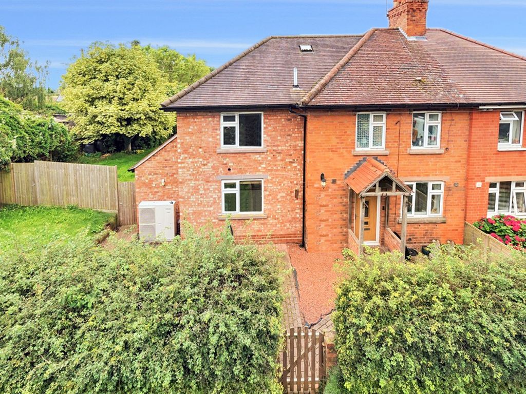 4 bed semidetached house for sale in Holt Fleet Road, Ombersley