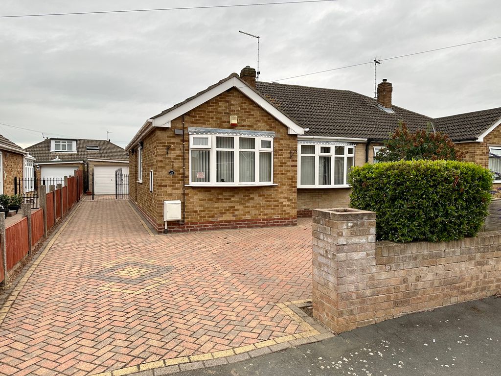 3 bed semidetached bungalow for sale in Herrick Road, Barnby Dun