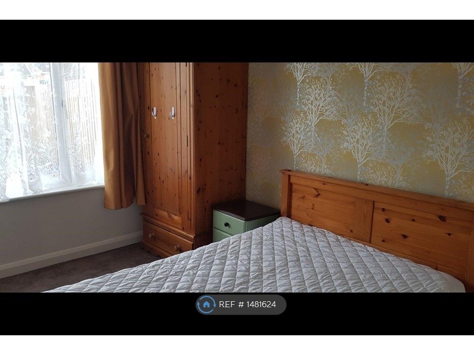 Room to rent in Highfield Road, Kettering NN15 Zoopla