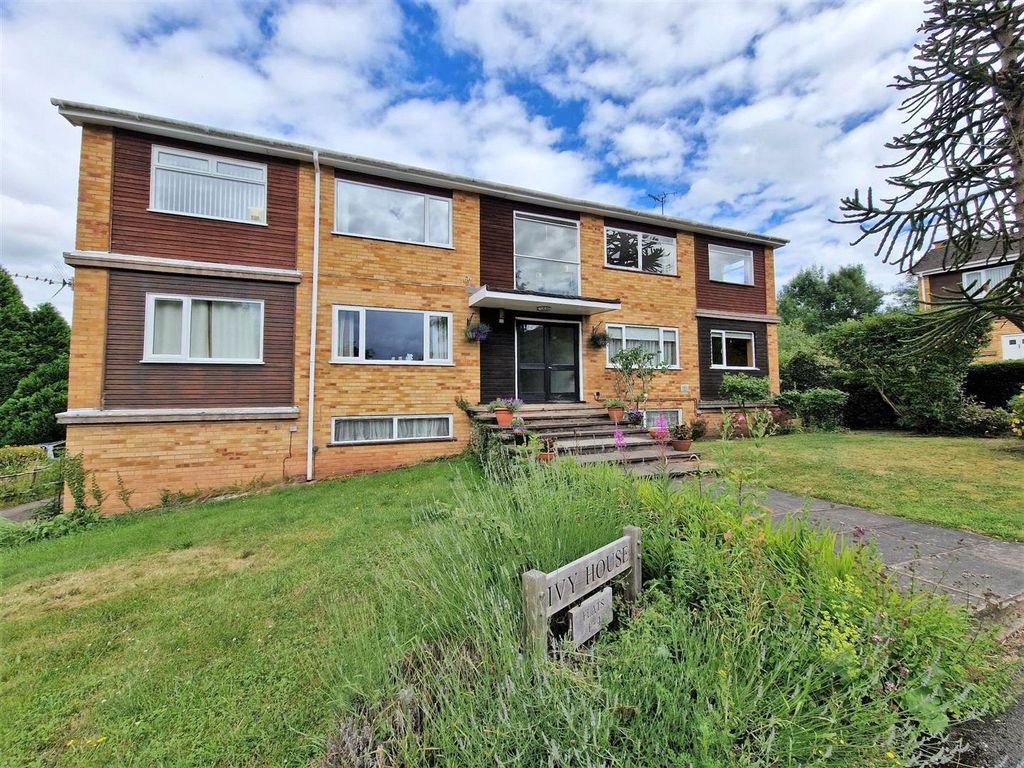2 bed flat for sale in Ivy House Estate, Gorsley, RossOnWye