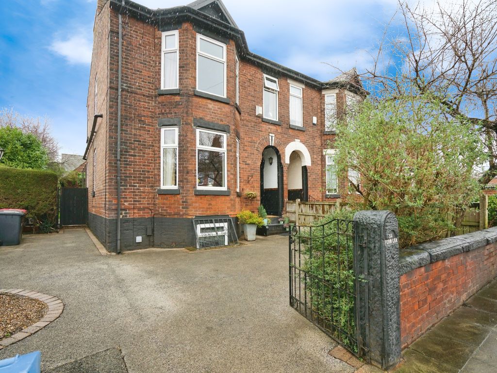 3 bed semidetached house for sale in Cromwell Road, Manchester M30, £