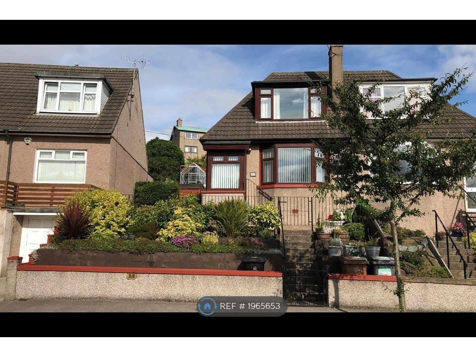 2 bed semidetached house to rent in Balgownie Crescent, Aberdeen AB23