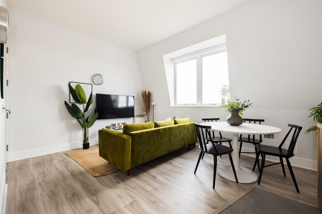 2 bed flat for sale in Peckham Grove, London SE15 Zoopla