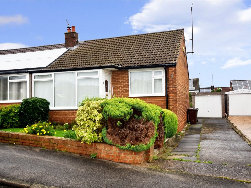 2 bed bungalow for sale in Croft House Way, Morley, Leeds, West