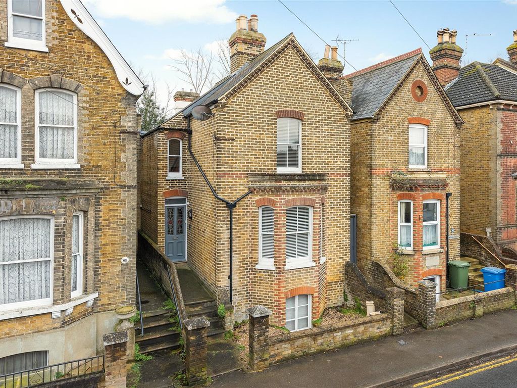 3 bed semidetached house for sale in Ospringe Road, Faversham ME13