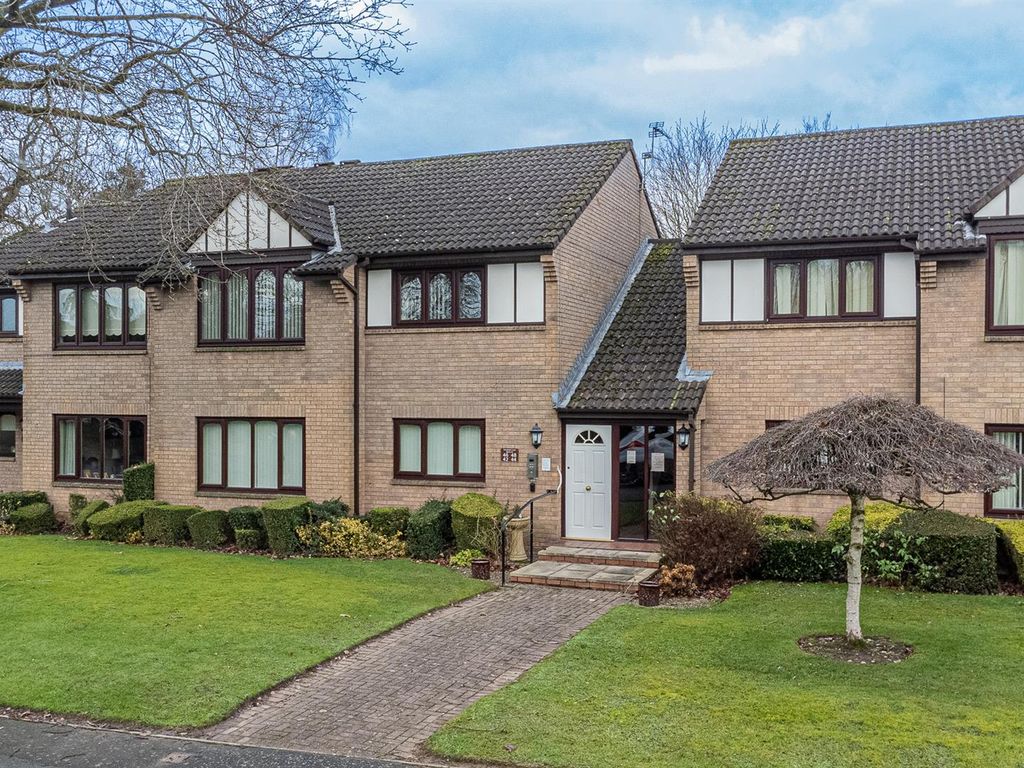 2 bed flat for sale in Dudlow Green Road, Appleton, Warrington WA4, £