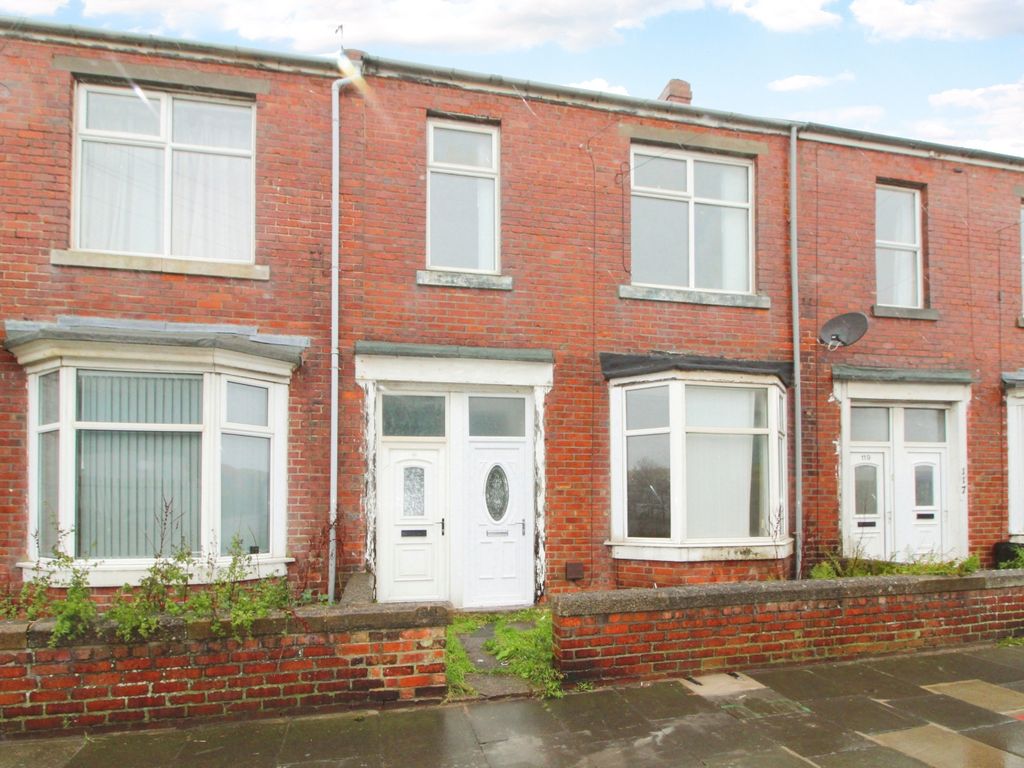 2 bed flat to rent in Wensleydale Terrace, Blyth NE24, £375 pcm Zoopla