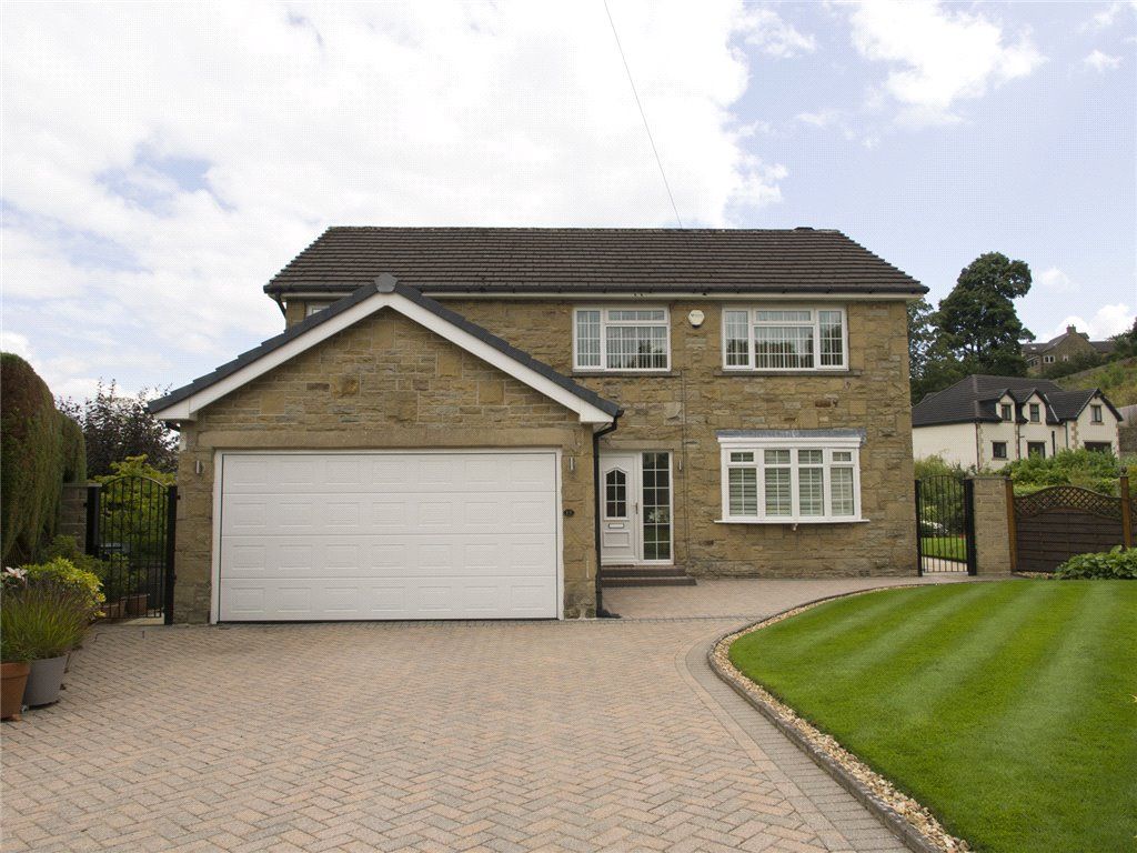 4 bed detached house for sale in Aireville Close, Utley, Keighley, West