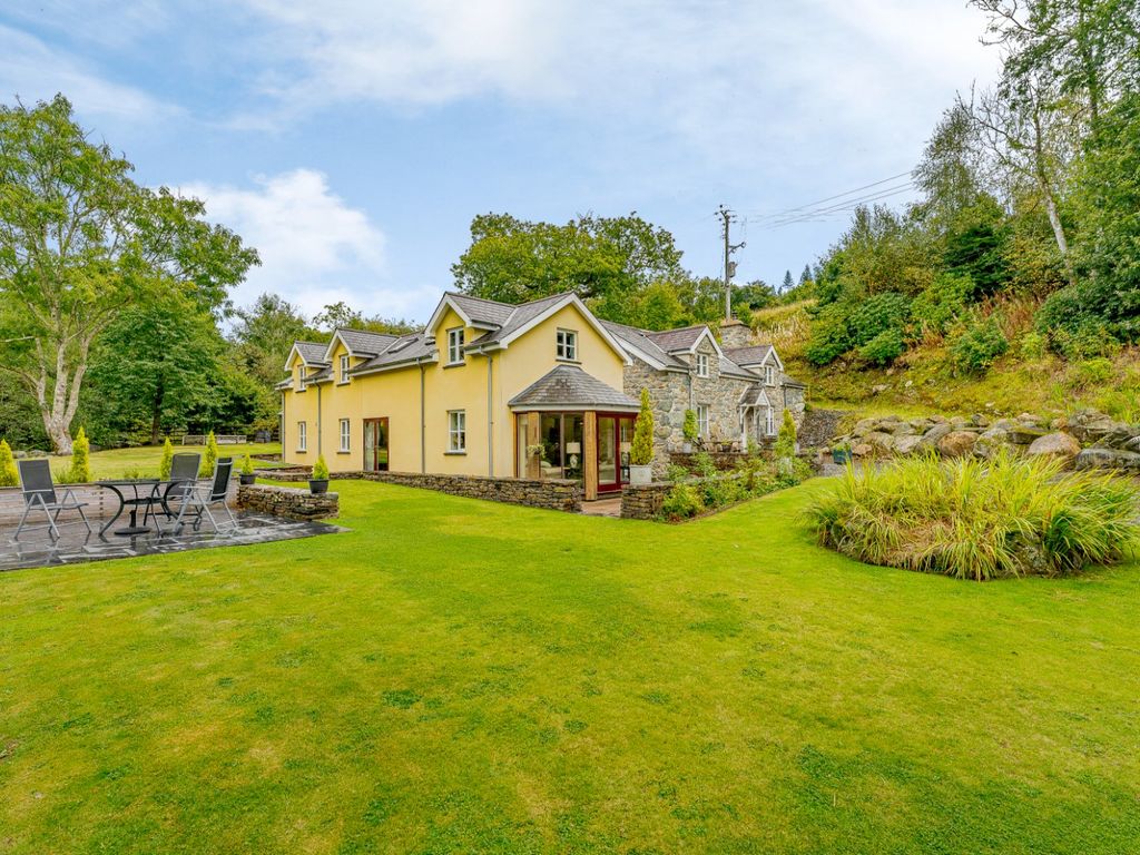 4 bed detached house for sale in Llanfachreth, Dolgellau LL40, £650,000