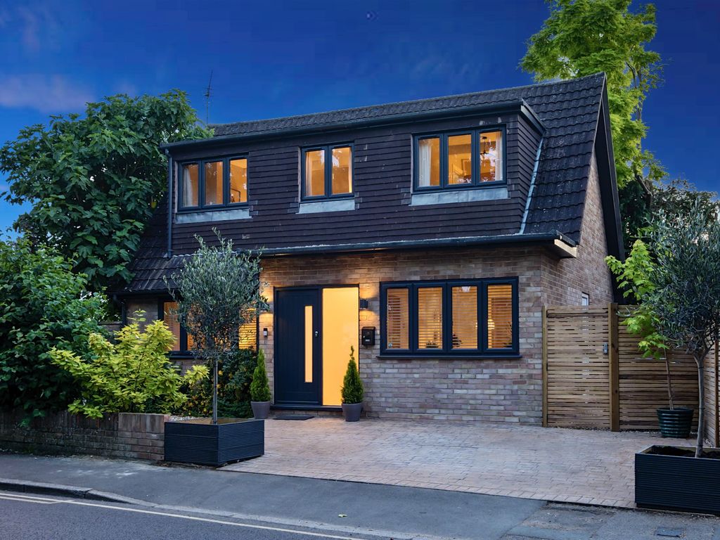 4 bed detached house for sale in Arthurs Bridge Road, Horsell, Woking