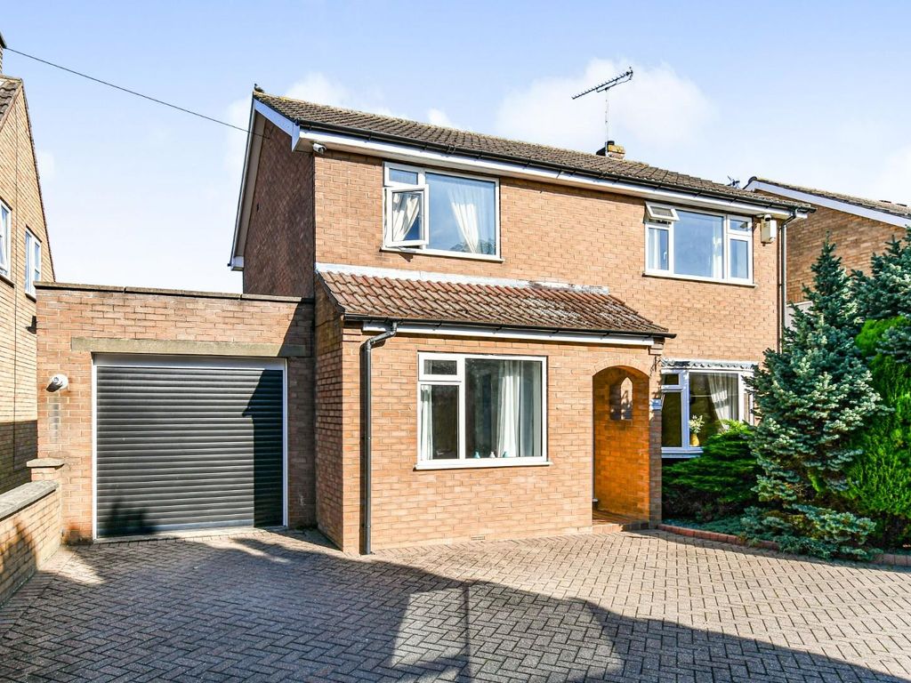 3 bed detached house for sale in Plum Street, Norton YO17 Zoopla