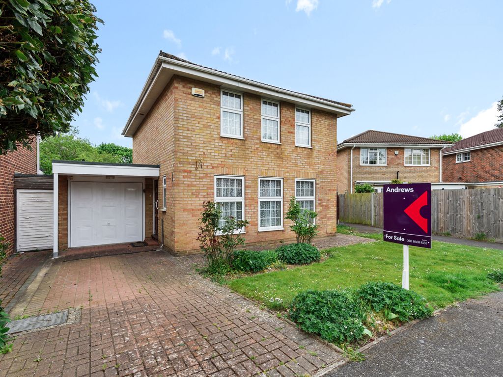 4 bed detached house for sale in Goldcrest Way, Purley CR8 Zoopla