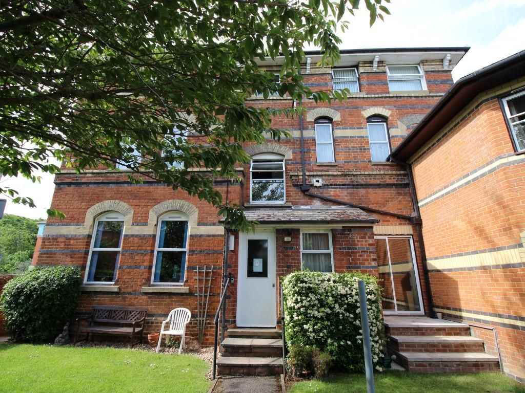 2 bed flat for sale in Tilehurst Road, Reading RG1 Zoopla