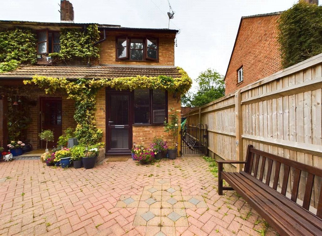 1 bed semidetached house for sale in Tenaplas Drive, Upper Basildon