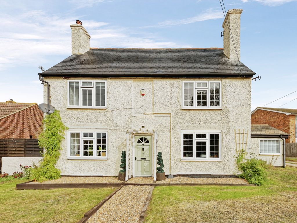 4 bed detached house for sale in Greenhill Road, Herne Bay CT6, £