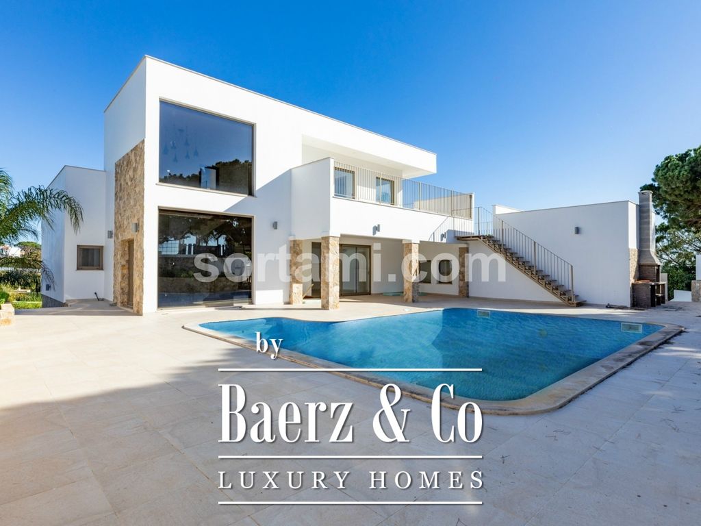 4 bed detached house for sale in Albufeira E Olhos De Água, 8200