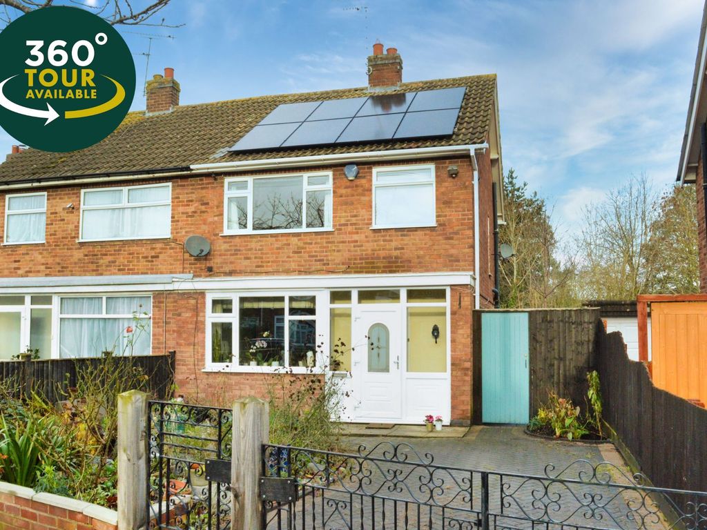 3 Bed Semi Detached House For Sale In Woodcroft Avenue West Knighton