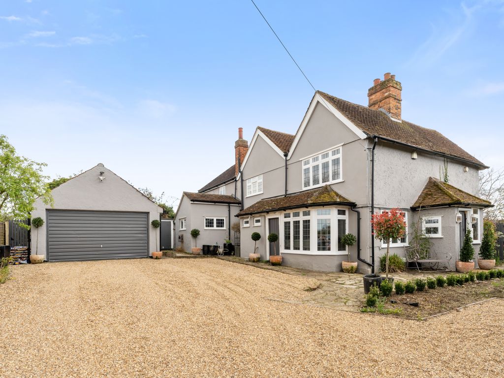 5 bed detached house for sale in New Barn Lane, Little Hallingbury