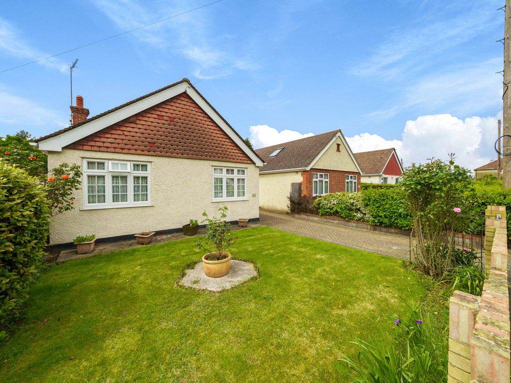 3 bed bungalow for sale in Common Lane, New Haw KT15 Zoopla