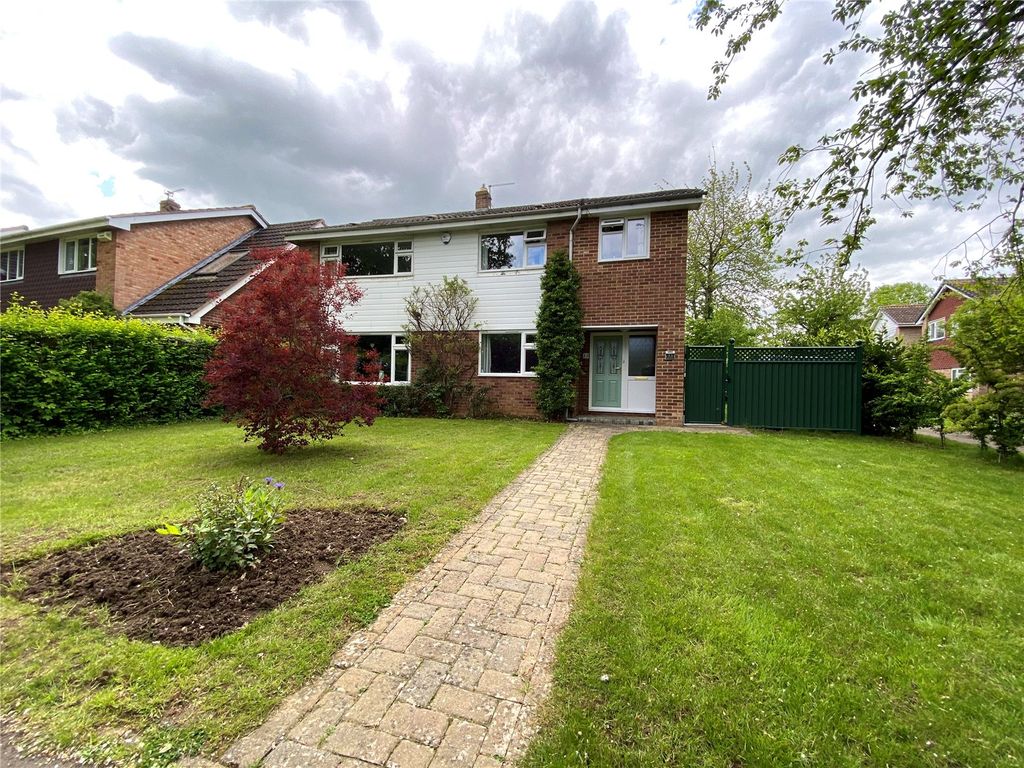 4 bed detached house for sale in The Wheatridge, Abbeydale, Gloucester
