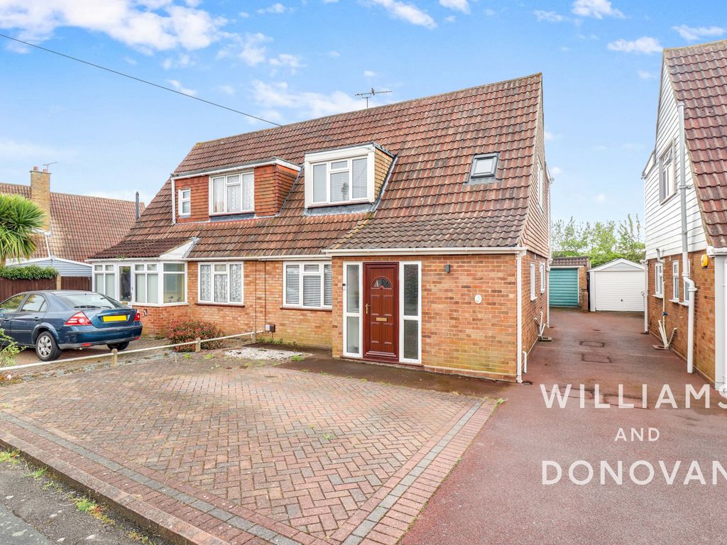 4 bed semidetached house for sale in Hearsall Avenue, Corringham