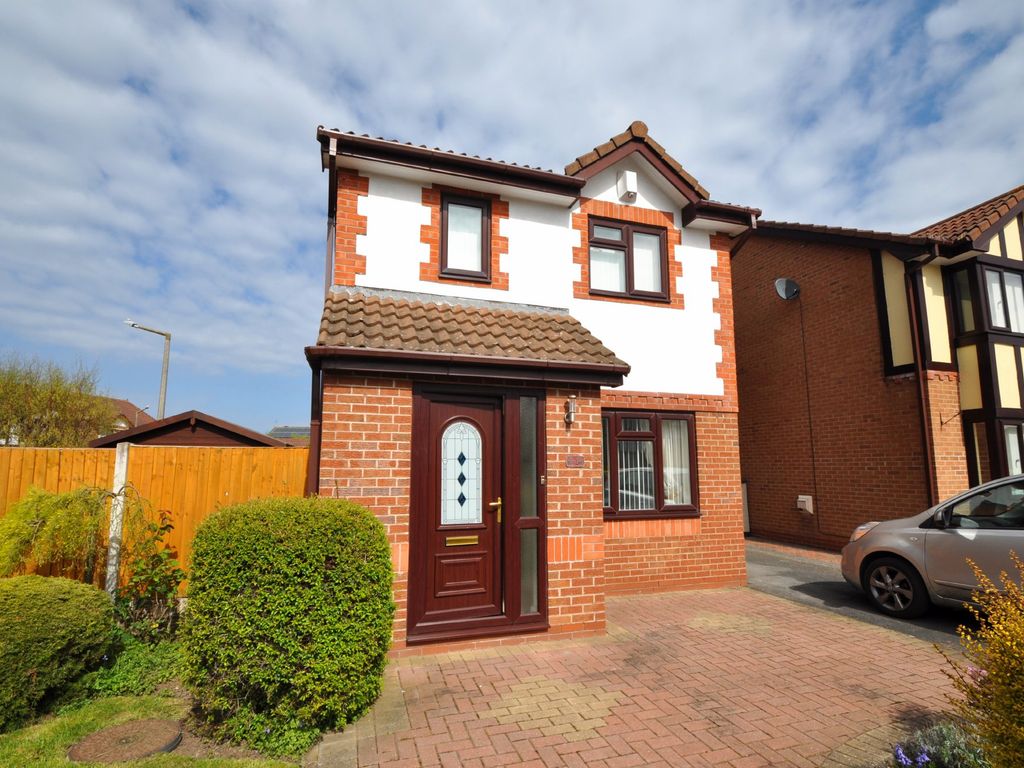 3 bed detached house for sale in Rosewood Drive, Moreton, Wirral CH46