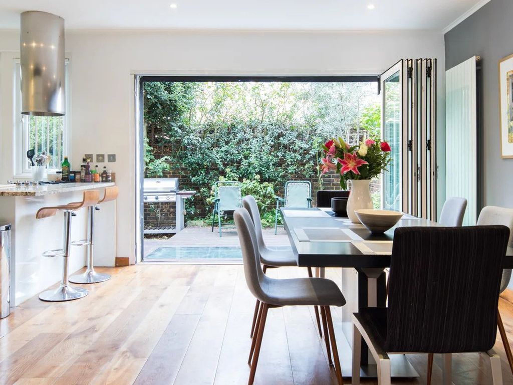 Caroline Place, London W2