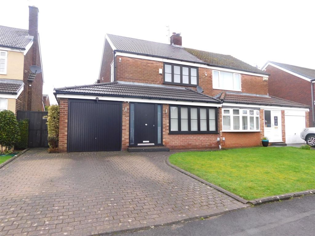 3 bed semidetached house for sale in Alder Road, Failsworth